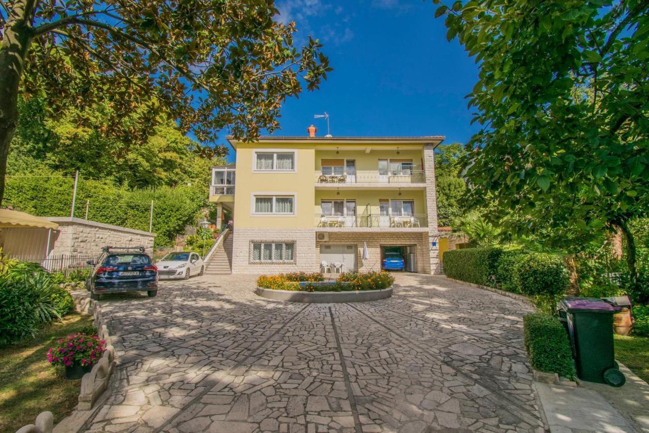 Apartments Anita Near Opatija With Private Parking ماتولي المظهر الخارجي الصورة